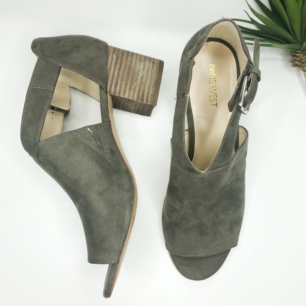Nine West GROOVY GO Peep Toe Bootie